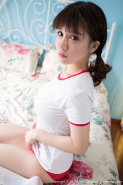 我把你紧紧拥入怀里捧你在我手心